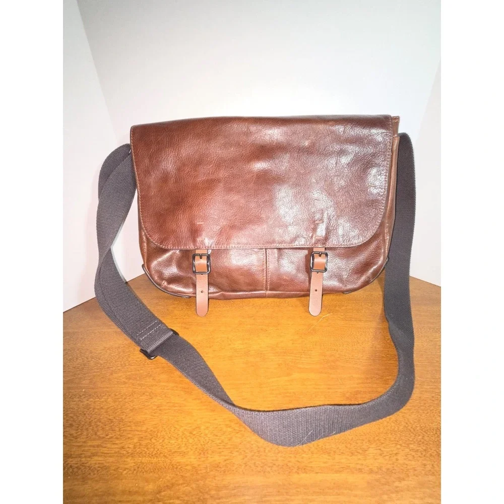 FOSSIL Brown Leather COGNAC Laptop Messenger Or Briefcase